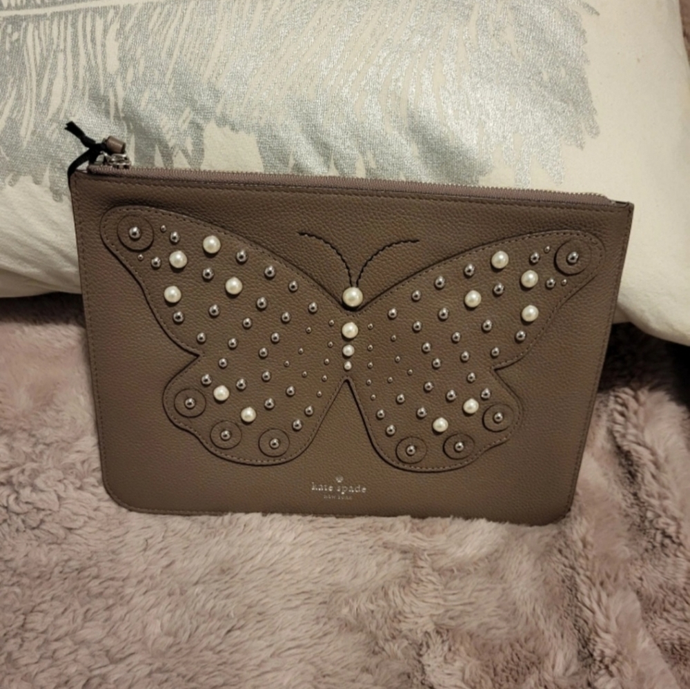 Gia Larchmont Avenue Butterfly Pouch Light Walnut Leather Clutch